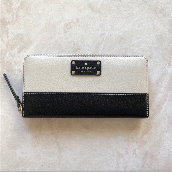 kate spade Handbags - Kate Spade Wallet